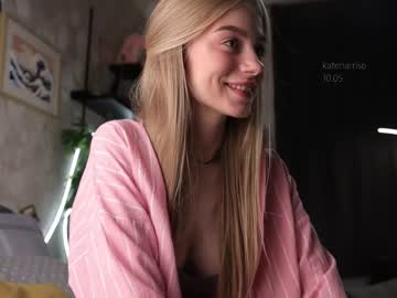girl
        kateharrise cam image #4123758