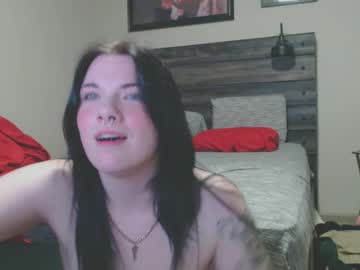 couple
        lustfullives cam image #5509180