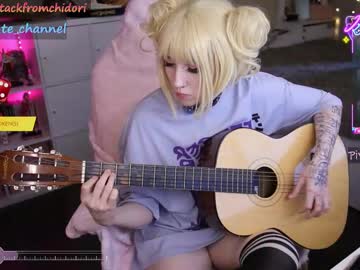 girl
        yourcutewaifu cam image #7003366