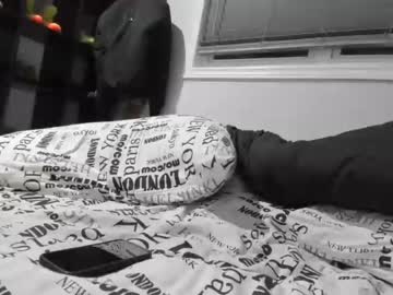 couple
        issheawhore_ cam image #1062524