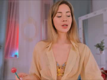 girl
        emmi_rosee cam image #3864720