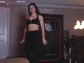 girl
        chroniclove cam image #5895191