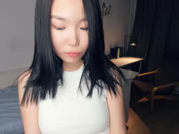 girl
        darinaweis cam image #6038383