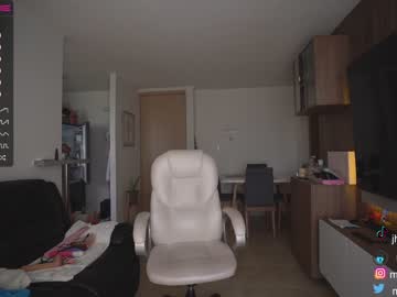 girl
        mykinkybunny cam image #1728400