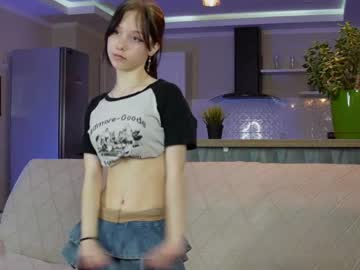 girl
        garynbinford cam image #6691294