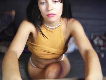 girl
        angelika_rouge cam image #5037979