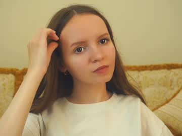 girl
        annisharber cam image #4870839