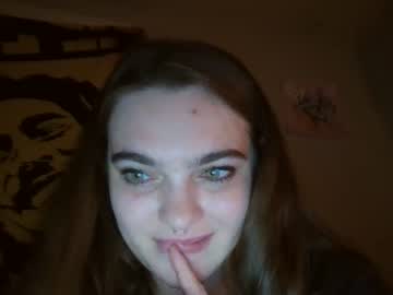 girl
        xlynn_ cam image #2377146