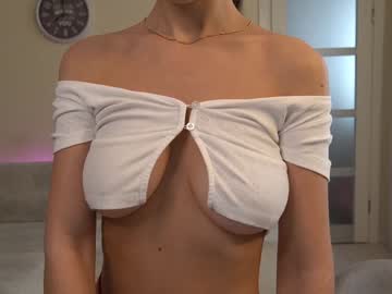 girl
        kathariine cam image #5013785