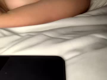 girl
        silkycurvess cam image #1602519