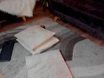 girl
        lanie__ cam image #4040398