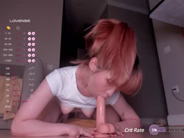 girl
        hee_jeen cam image #4123425