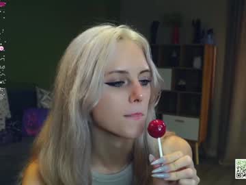 girl
        audreycarvin cam image #4691016