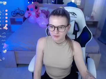 girl
        amelialuck cam image #882699