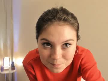 girl
        maliatorre cam image #2338861