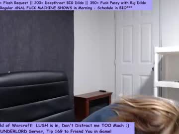 girl
        wynfreya cam image #4011954