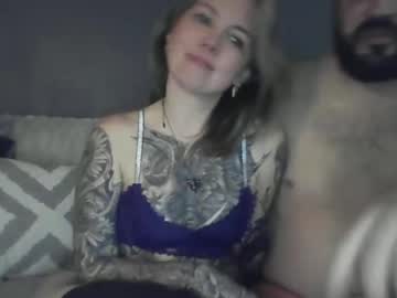 couple
        diddylicious22 cam image #5940042