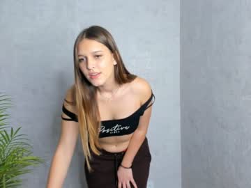 girl
        kimberlidean cam image #3043307