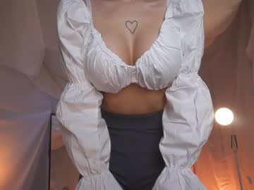 girl
        sunny_maria cam image #4657666