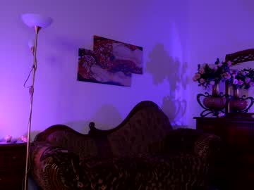girl
        jessiccaburns cam image #2174756