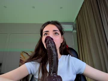 girl
        kriss_baby_ cam image #5772401