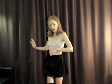 girl
        sweetness_s cam image #2797168