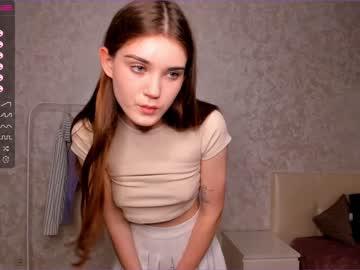 girl
        minnietammy cam image #2028801