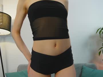 girl
        kellyisclose cam image #6672880