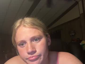 girl
        kayleighashford cam image #6974096
