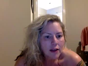 girl
        mrscherrycrush cam image #6126302