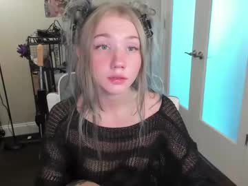 girl
        eve003300 cam image #4730380