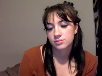 girl
        sage_crystal cam image #2232781