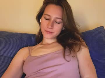 girl
        _feli_ cam image #6139901