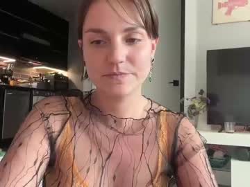 girl
        matzcazzi cam image #2753950