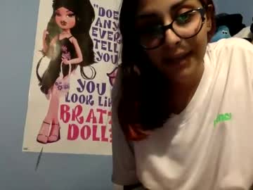 girl
        heavensbunny cam image #6297794