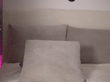 girl
        honeyyykate cam image #4972801