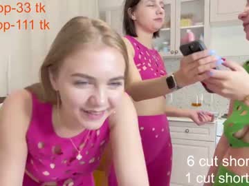 couple
        mysteryy_ cam image #314649