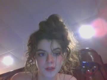 girl
        rosegold18 cam image #3469098