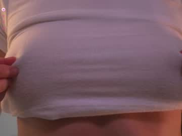 girl
        lucie_beltran cam image #6353069