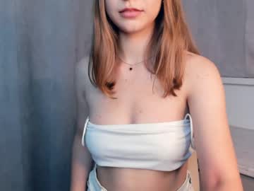 girl
        sibleyharbold cam image #4502028