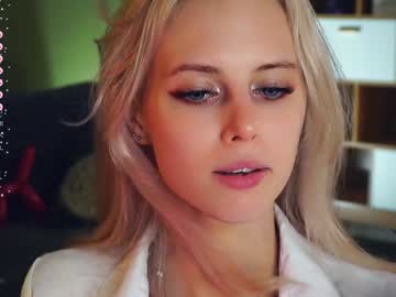 girl
        audreycarvin cam image #4951271