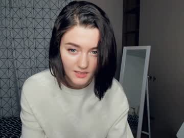 girl
        mias_energy cam image #3069222