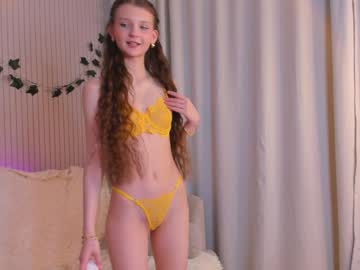 girl
        edithgalpin cam image #6089219