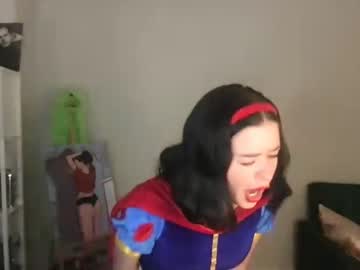 girl
        littlesugarpea cam image #3409121