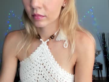 girl
        xoanetta cam image #1179476