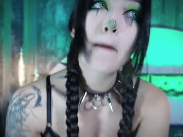 girl
        charlotte_germanotta_ cam image #5942253