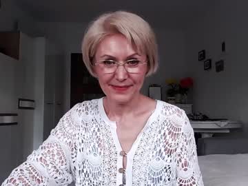 girl
        jasmin18v cam image #3908546