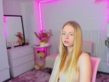 girl Cam Girls Masturbating With Dildos On Chaturbate with laura_sun_