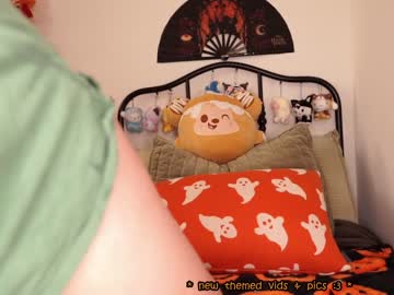 girl
        evelynpiers cam image #2747650