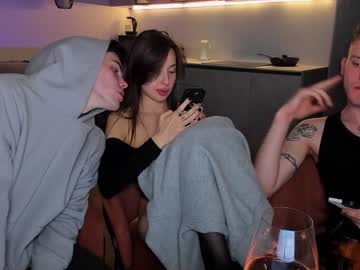 couple
        lustfulguys cam image #1484517